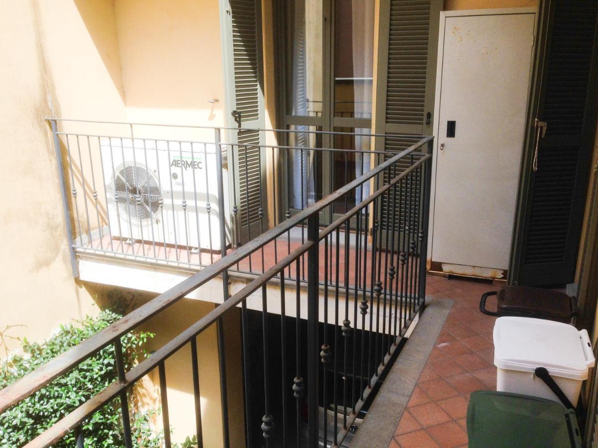 La Casa Di Amici Miei Apartment เกรโมนา ภายนอก รูปภาพ