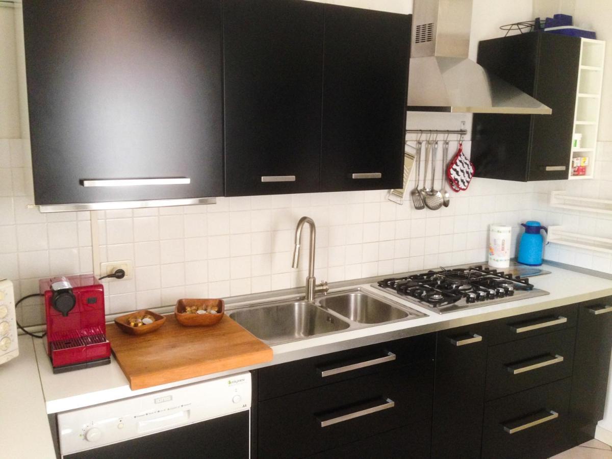 La Casa Di Amici Miei Apartment เกรโมนา ภายนอก รูปภาพ