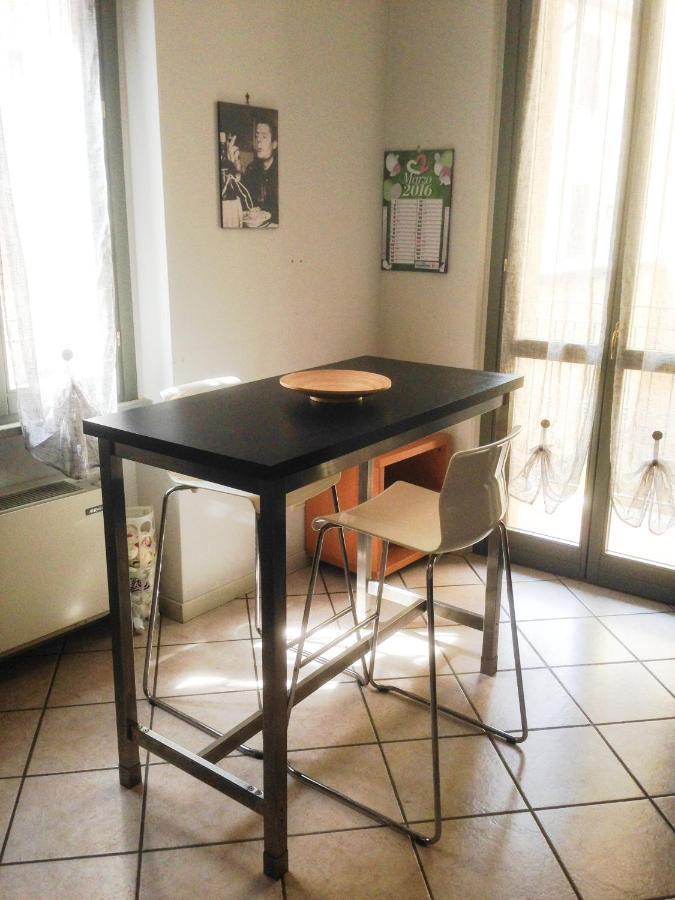 La Casa Di Amici Miei Apartment เกรโมนา ภายนอก รูปภาพ