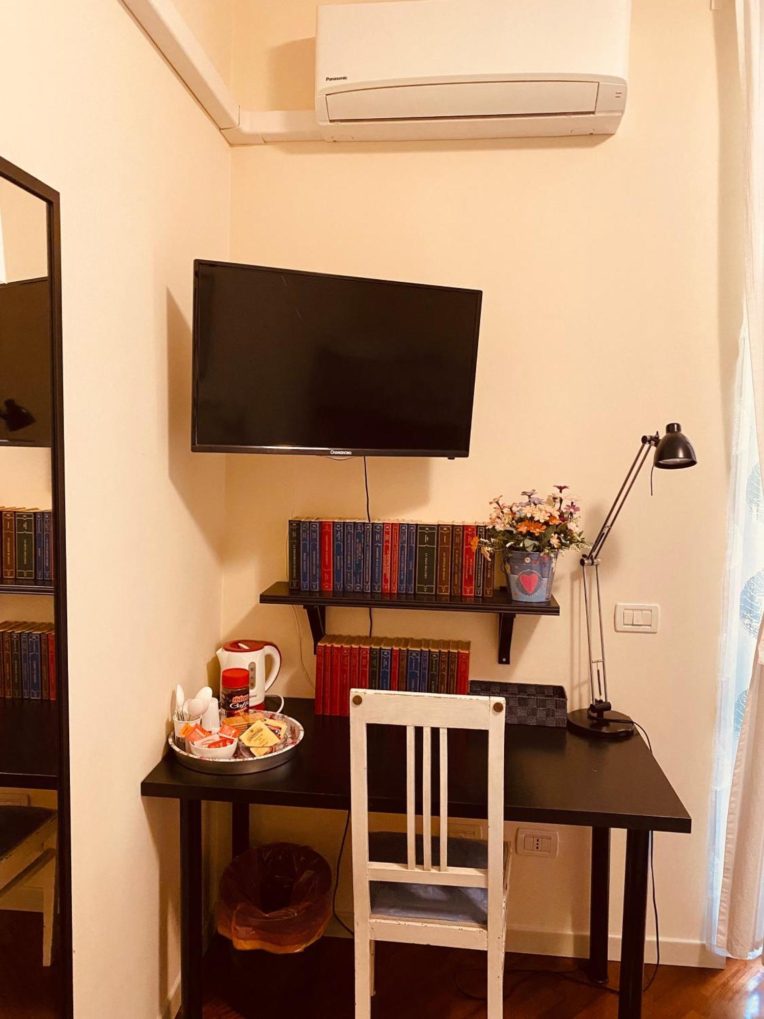 La Casa Di Amici Miei Apartment เกรโมนา ภายนอก รูปภาพ